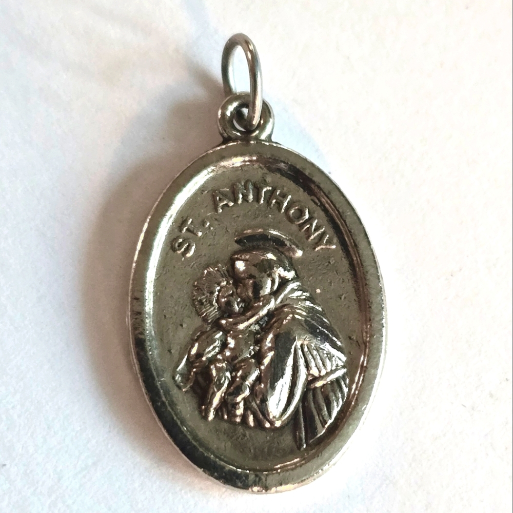Saint Anthony religious medal pendant charm oval silver tone Catholic
